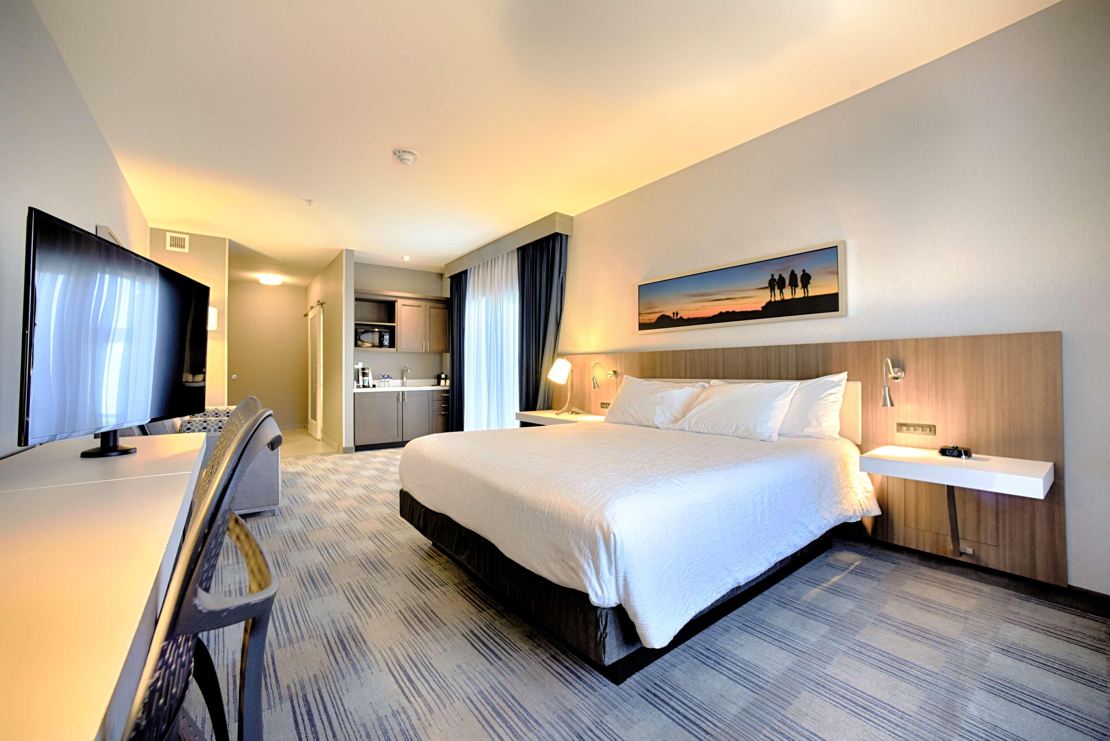 Hilton Garden Inn Santa Barbara/Goleta Екстер'єр фото