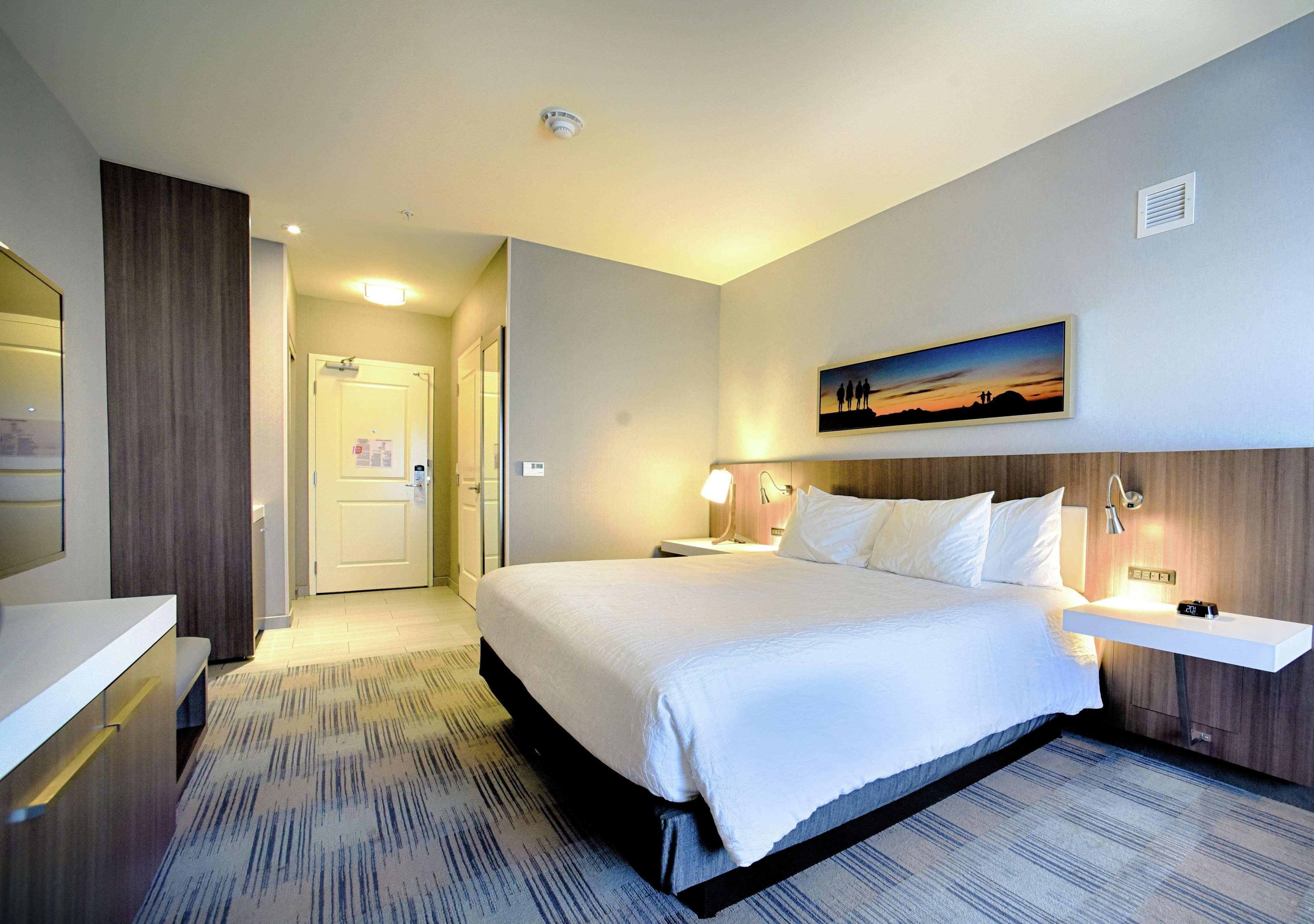 Hilton Garden Inn Santa Barbara/Goleta Екстер'єр фото