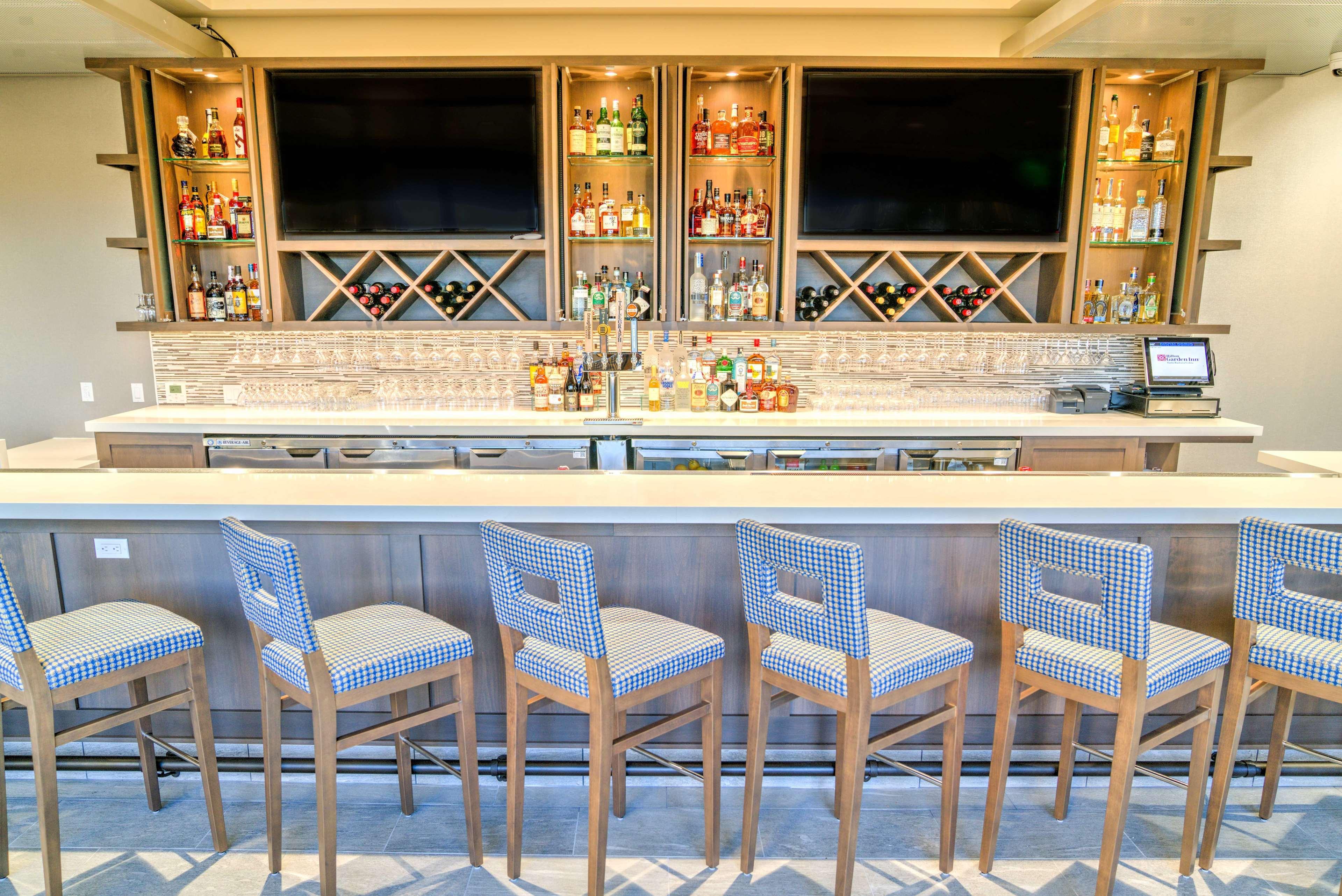 Hilton Garden Inn Santa Barbara/Goleta Екстер'єр фото