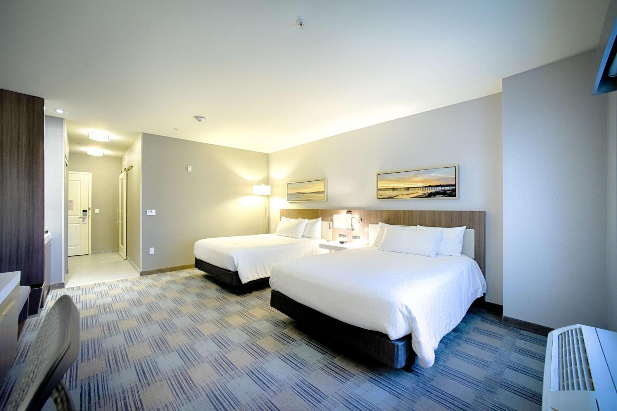 Hilton Garden Inn Santa Barbara/Goleta Екстер'єр фото
