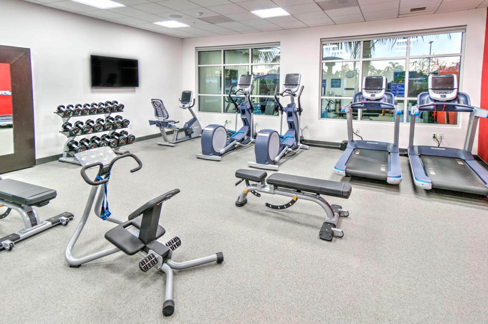 Hilton Garden Inn Santa Barbara/Goleta Екстер'єр фото